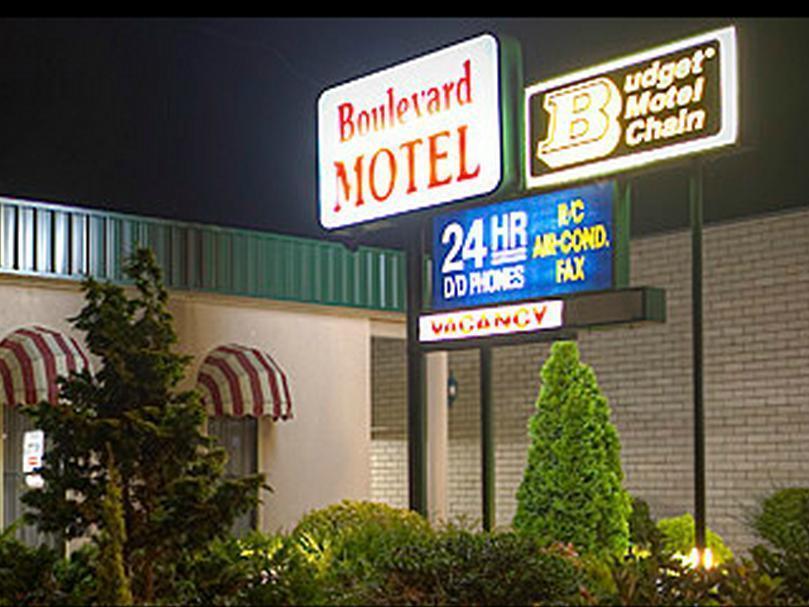 Boulevard Motel Станторп Екстериор снимка